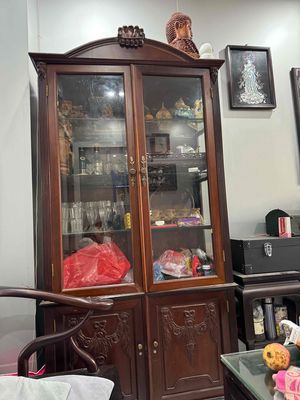 Tủ rượu trưng bày. Mua bán Tủ, kệ gia đình tại Quận Đống Đa Hà Nội được đăng bởi Phương