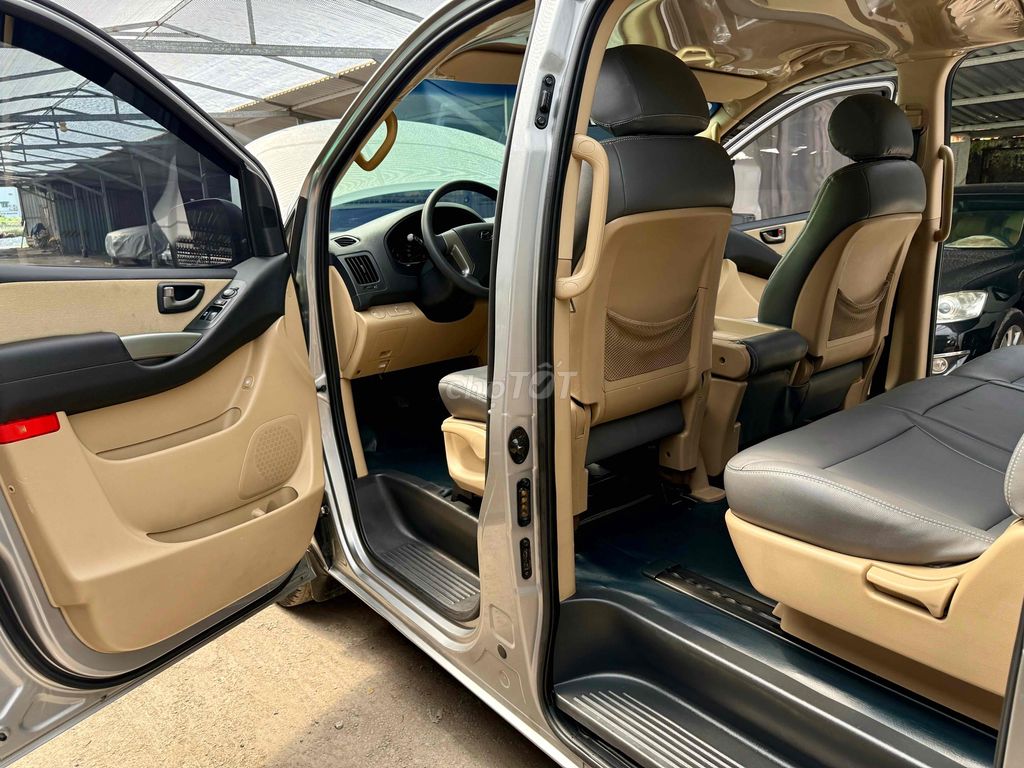 Hyundai Grand Starex 2015 máy dầu 9 chỗ. Mua bán Ô tô tại Quận Gò Vấp Tp Hồ Chí Minh được đăng bởi Bình An Ôtô  hình 13