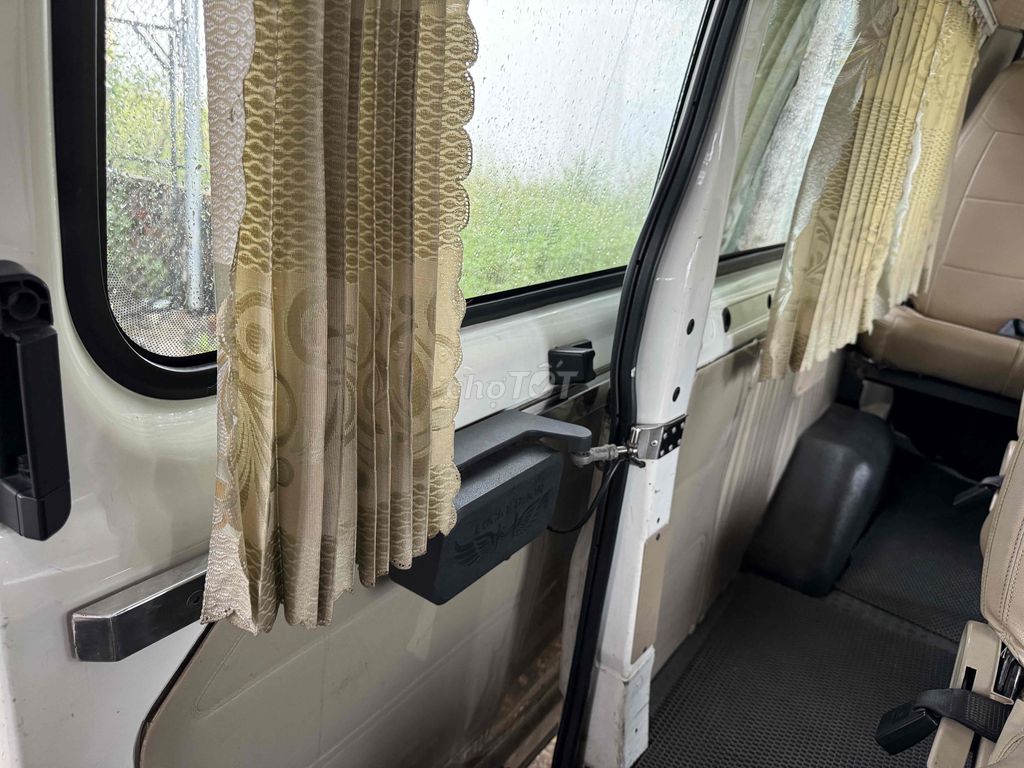 Ford Transit 2018 16 Chỗ 2.4 Diesel   - 180000 km. Mua bán Ô tô tại Thành phố Hội An Quảng Nam được đăng bởi Lê Văn Phước hình 4