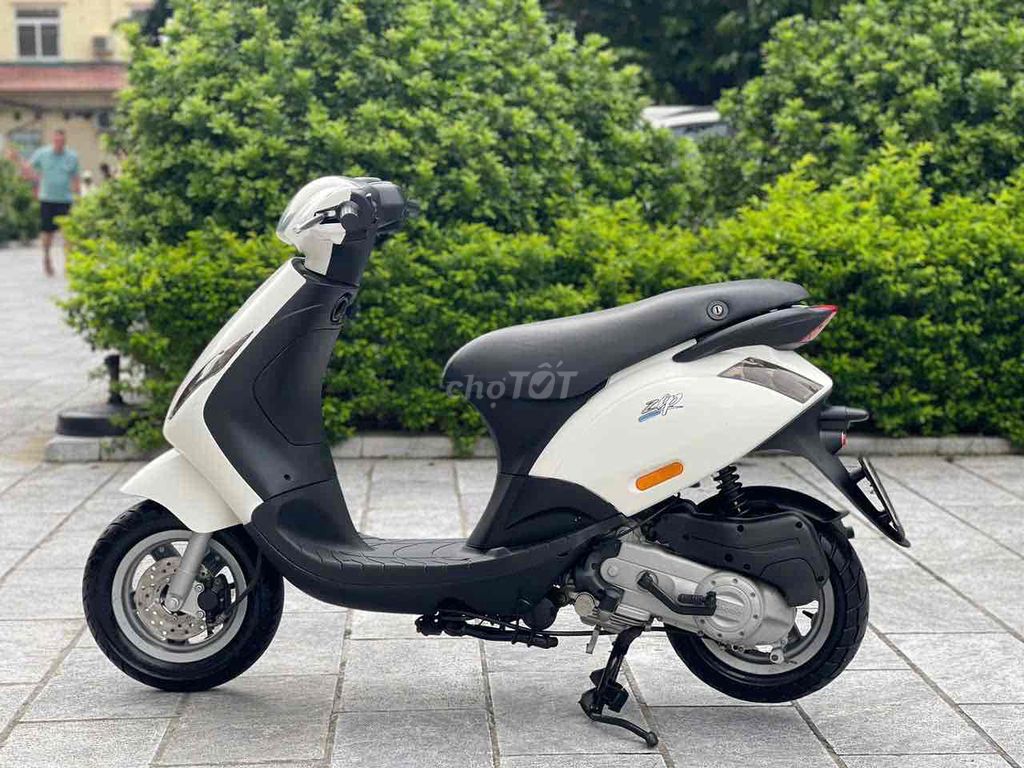 Zip 100 Việt 2014 màu trắng xe đẹp như mới. Mua bán Xe máy tại Quận Cầu Giấy Hà Nội được đăng bởi Anh Khoa hình 2