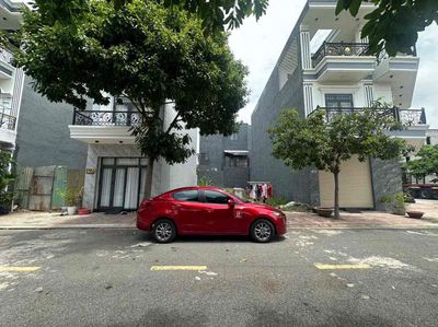 Đất KDC Cao Cấp Bình Chuẩn 68.8m2 full thổ cư Giá 2tỷ350. Mua bán đất tại Thành phố Thuận An Bình Dương được đăng bởi Cao Thắng