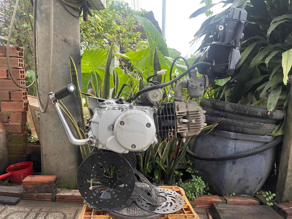 Máy super Dream 2013. Mua bán Phụ tùng xe tại Huyện Châu Thành Tây Ninh được đăng bởi Minh Tan hình 2