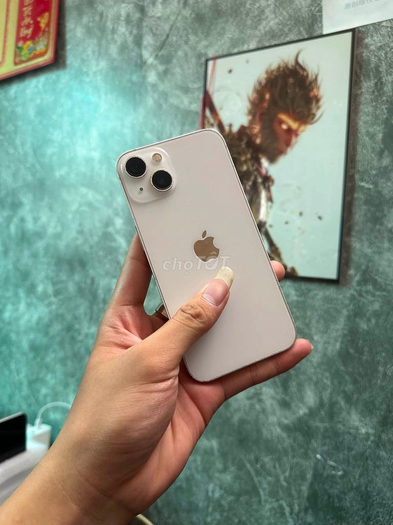 Apple iPhone 13 128GB Trắng. Mua bán Điện thoại tại Quận 10 Tp Hồ Chí Minh được đăng bởi Hội Đồ Điện Tử hình 1