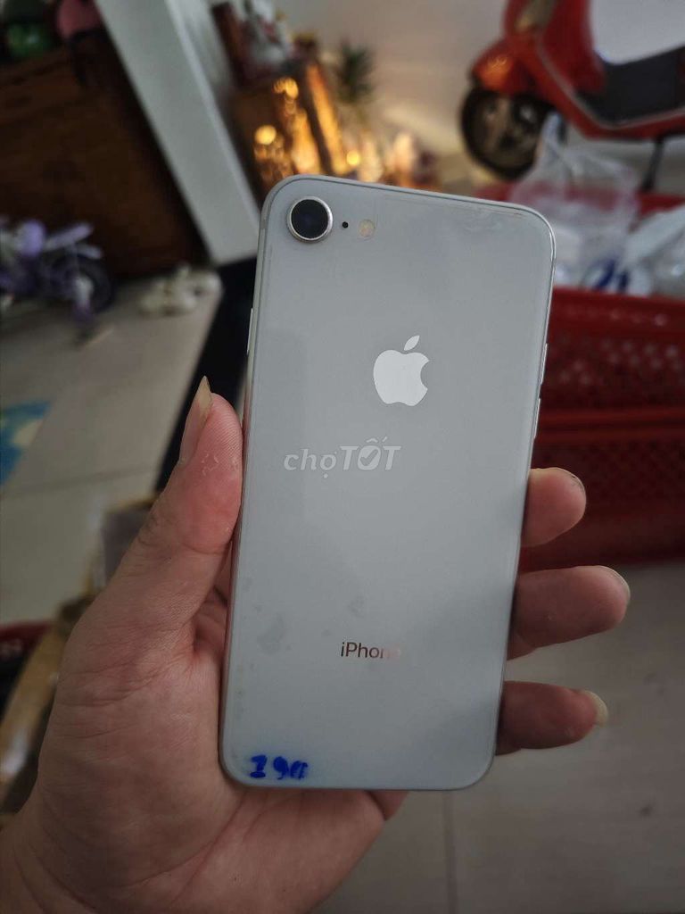 (Đà Nẵng) iPhone 8 64GB Bạc Zin full chức năng. Mua bán Điện thoại tại Quận Cẩm Lệ Đà Nẵng được đăng bởi Nguyễn Đức Ngà hình 1