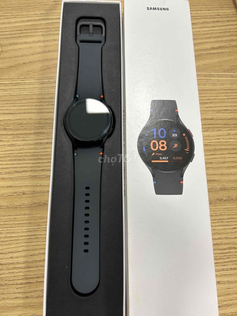 Samsung Galaxy Watch FE Đen. Mua bán Thiết bị đeo thông minh tại Thành phố Rạch Giá Kiên Giang được đăng bởi Thư Nguyễn hình 1