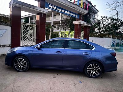 Kia Cerato 2019 2.0 AT Premium - 60000 km