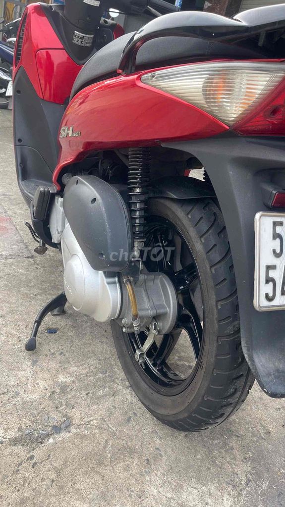 Honda SH 2007 màu Đỏ. Mua bán Xe máy tại Thành phố Dĩ An Bình Dương được đăng bởi xe máy Đăng Khôi  hình 4