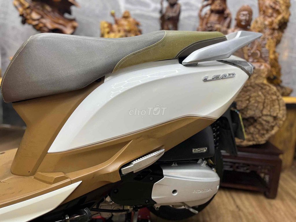 👉Lead 125Fi chính chủ bstp máy móc zin êm, khoẻ. Mua bán Xe máy tại Quận 7 Tp Hồ Chí Minh được đăng bởi Xe Cũ Hiếu CT hình 8