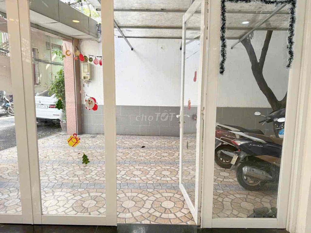 CHO THUÊ HẺM NGUYỄN VĂN TRỖI TÂN BÌNH | 12x15m siêu rộng