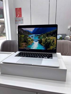 Macbook Air M2 8/256GB 15In Fullbox pin 93 đẹp 99