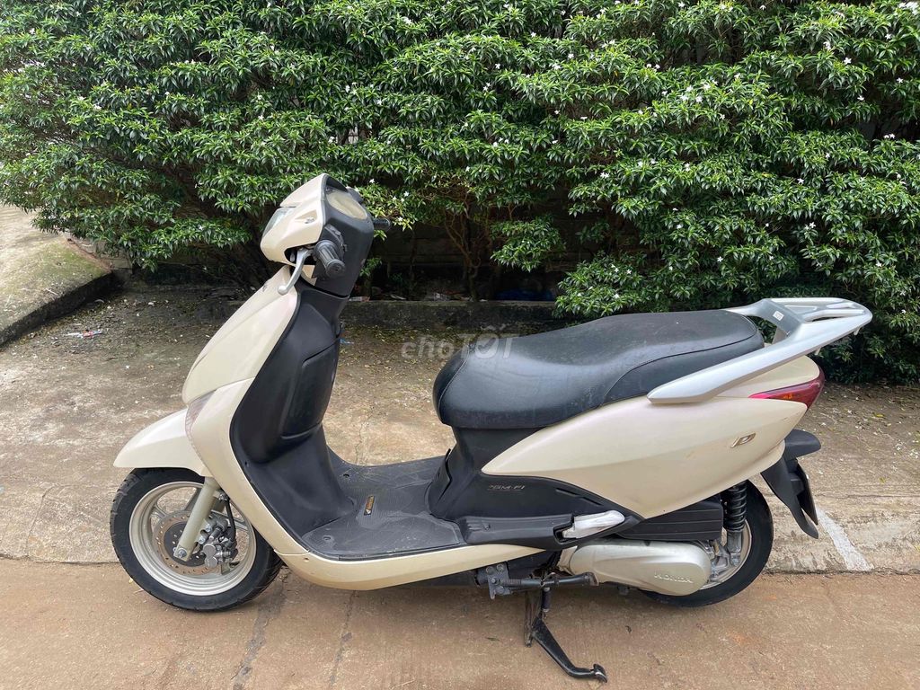 bán honda lead phun xăng điện tử, máy êm mạnh. Mua bán Xe máy tại Thành phố Buôn Ma Thuột Đắk Lắk được đăng bởi nguyễn đức biên hình 3