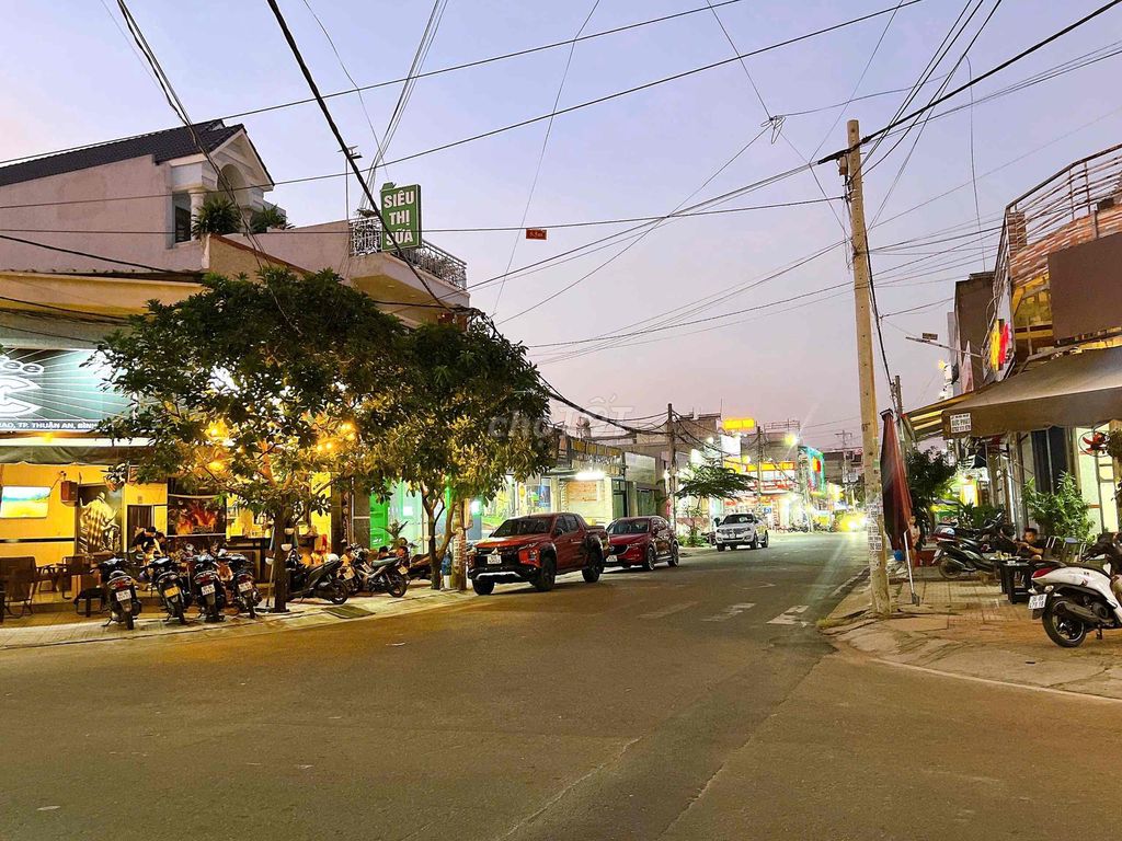 CẶP GÓC VSIP1 THU NHẬP 40tr/tháng TP Thuận An Bình Dương. Mua bán nhà ở tại Thành phố Thuận An Bình Dương được đăng bởi Anh Tuấn hình 1