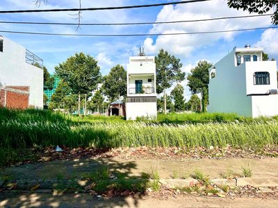 NỀN 1 tỷ 800 triệu, quá rẻ KDC NGÂN THUẬN, gần quảng trường công viên