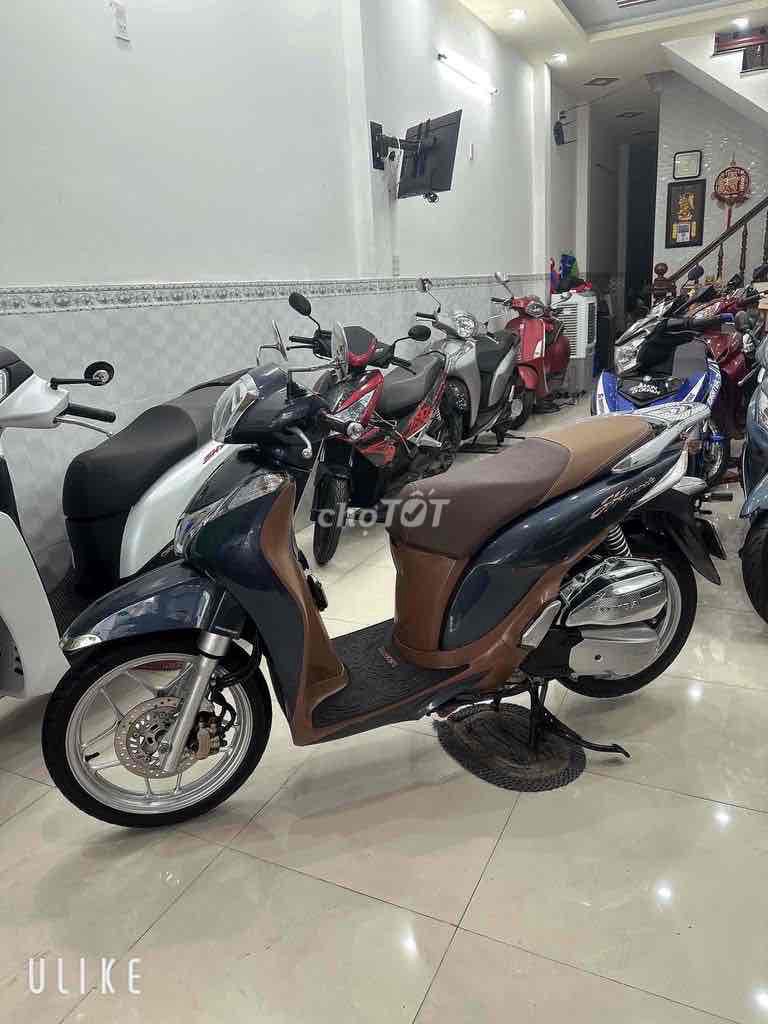 Honda Sh Mode - 2019 ( Cực Đẹp ) BS: 65 Cần Thơ. Mua bán Xe máy tại Quận Ninh Kiều Cần Thơ được đăng bởi CH XE MÁY 7 THÀNH hình 3