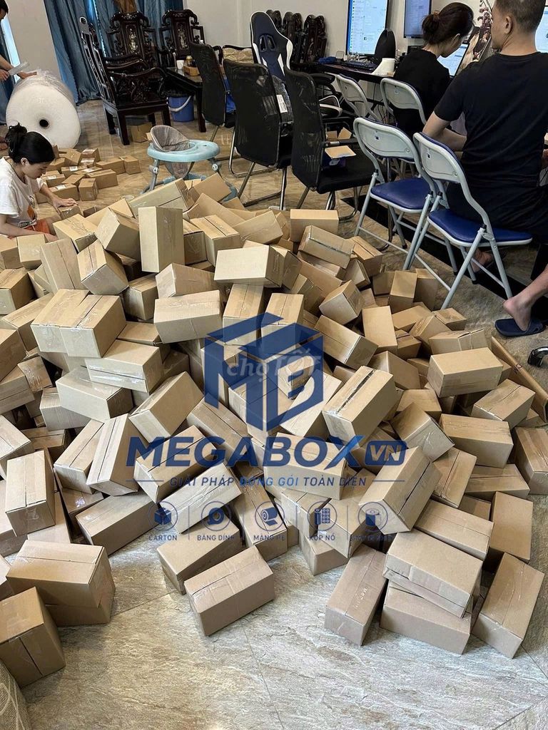 Hộp carton giấy Nâu đóng gói hàng mới 100%. Mua bán Đồ dùng văn phòng tại Huyện Thanh Oai Hà Nội được đăng bởi Thanh Thảo  hình 1