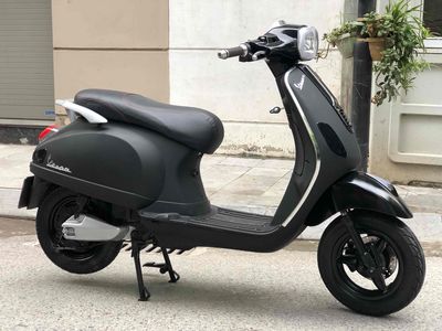 Xe điện Vespa đời cao đèn vuông, zin đẹp đầy đủ. Mua bán Xe điện tại Quận Nam Từ Liêm Hà Nội được đăng bởi Duy Hưng
