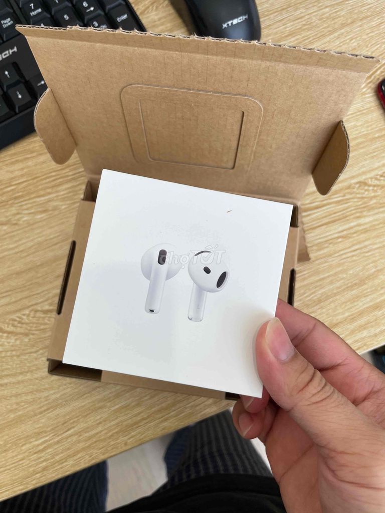 Tai nghe Apple AirPods 4 Trắng. Mua bán Tivi, Âm thanh tại Quận Thanh Xuân Hà Nội được đăng bởi Nguyên hình 1