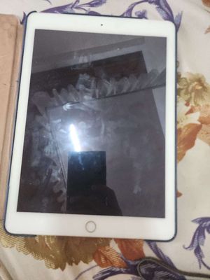 Ipad air 2 bản có sim, 64gb. Mua bán Máy tính bảng tại Thành phố Đà Lạt Lâm Đồng được đăng bởi Hưng