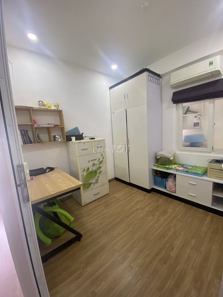 Bán cc simona hoàng văn thụ 2pn full nt đẹp giá 1,3 tỷ Bán cc simona hoàng văn thụ 2pn full nt đẹp giá 1,3 tỷ