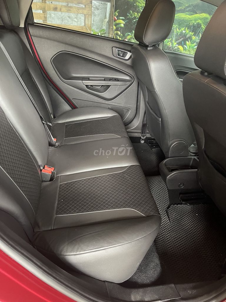 Fiesta 2015 1.5 AT Sport - Đỏ Boudeux zin. Mua bán Ô tô tại Huyện Hóc Môn Tp Hồ Chí Minh được đăng bởi Song Hành hình 7