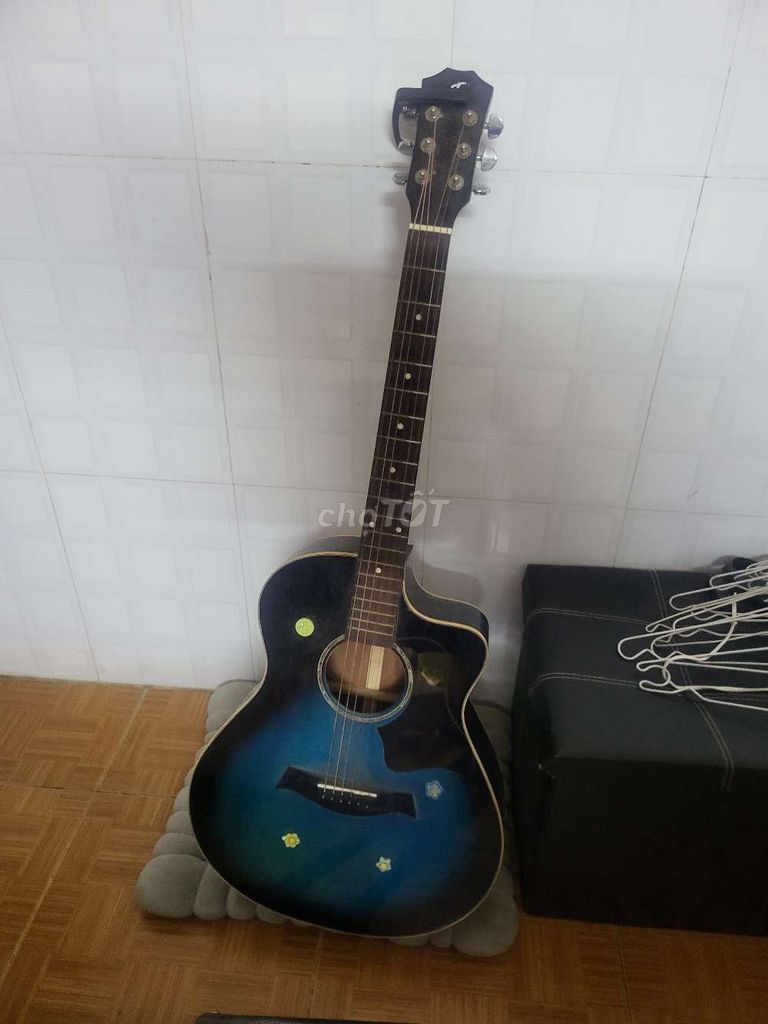 Đàn guitar acoustic Xanh dương. Mua bán Nhạc cụ tại Thành phố Long Xuyên An Giang được đăng bởi Quốc Tiến hình 1
