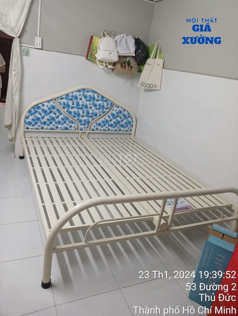 Giường ạ - giường mới = giường sắt ===. Mua bán Giường, chăn ga gối nệm tại Quận Phú Nhuận Tp Hồ Chí Minh được đăng bởi Nội Thất Giá Xưởng  hình 1