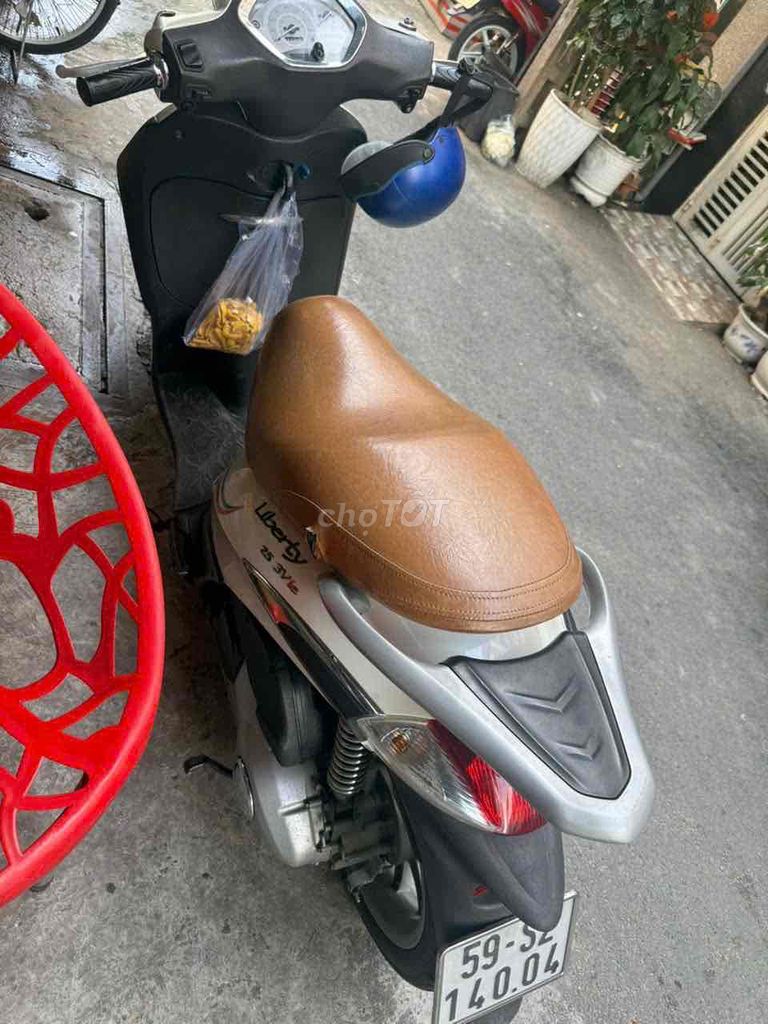 Xe đẹp máy zin, mới bảo dưỡng tại hãng. Mua bán Xe máy tại Quận 7 Tp Hồ Chí Minh được đăng bởi Toan Nguyen hình 2