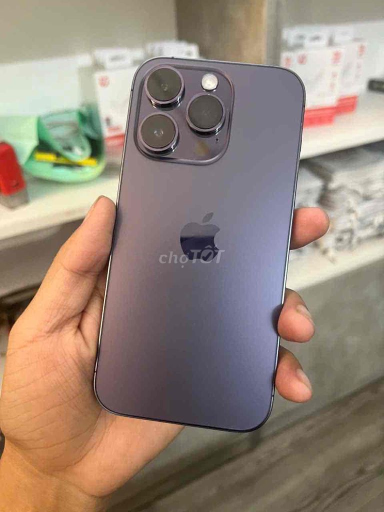 Apple iPhone 14 Pro 128GB Tím. Mua bán Điện thoại tại Quận 7 Tp Hồ Chí Minh được đăng bởi T49 Store hình 1