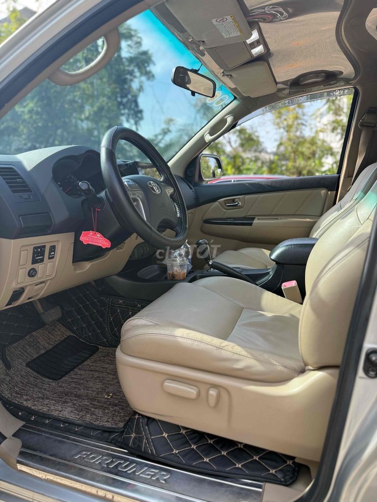 Toyota Fortuner 2015 2.7V 4x2 AT. Mua bán Ô tô tại Thành phố Thủ Đức Tp Hồ Chí Minh được đăng bởi Lê Nhường hình 8