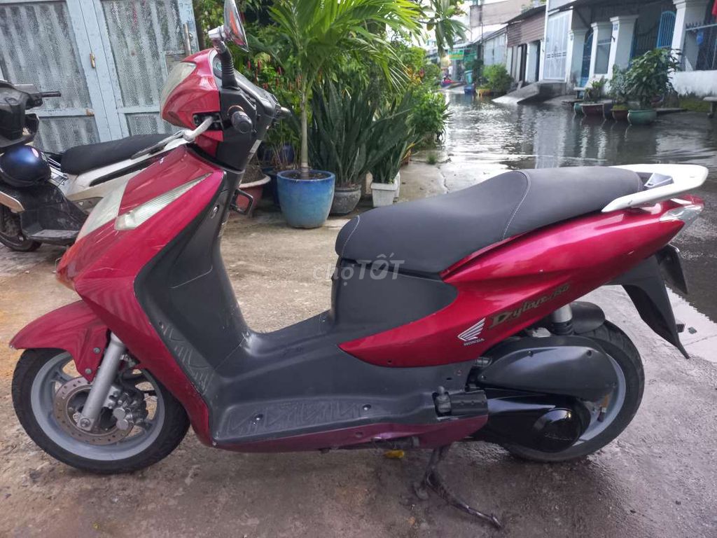 Honda dylan 150. Mua bán Xe máy tại Huyện Bình Chánh Tp Hồ Chí Minh được đăng bởi phan phương hình 2