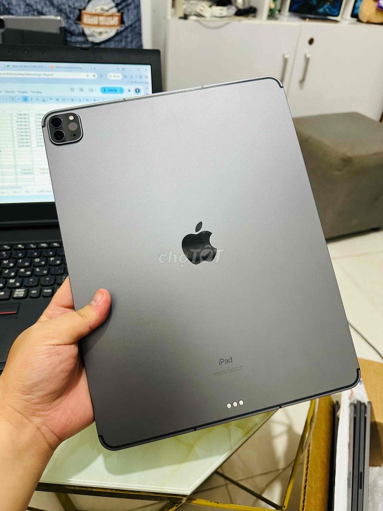 🎁 IPAD PRO 12.9IN M1 256GB WIFI 5G ZIN ALL PIN 92. Mua bán Máy tính bảng tại Quận Gò Vấp Tp Hồ Chí Minh được đăng bởi TienLe iPad Giá Rẻ hình 1