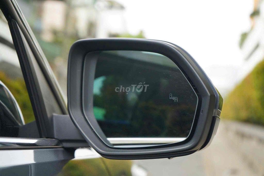 Nhập Mỹ Teramont Limited  👉 SUV 7 CHỖ CAO CẤP. Mua bán Ô tô tại Quận 5 Tp Hồ Chí Minh được đăng bởi VOLKSWAGEN GOLDEN  hình 6