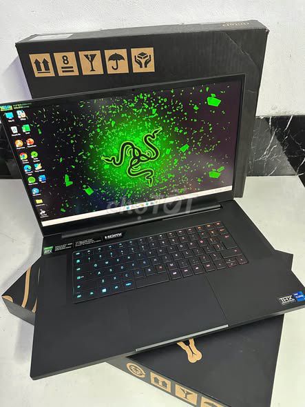 Razer Blade 17 I7-11800H 16GB/1TB. Mua bán Laptop tại Quận 1 Tp Hồ Chí Minh được đăng bởi Hội Đồ Điện Tử hình 1