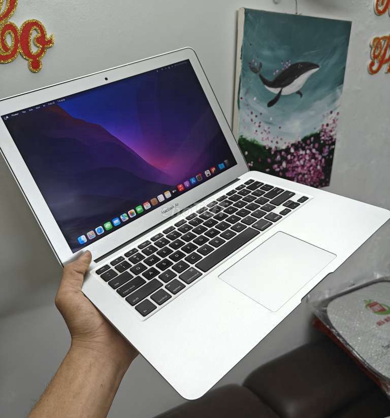 MacBook Air sang chảnh mỏng nhẹ zin đẹp giá êm 😍. Mua bán Laptop tại Quận Hải Châu Đà Nẵng được đăng bởi MiPhone hình 1