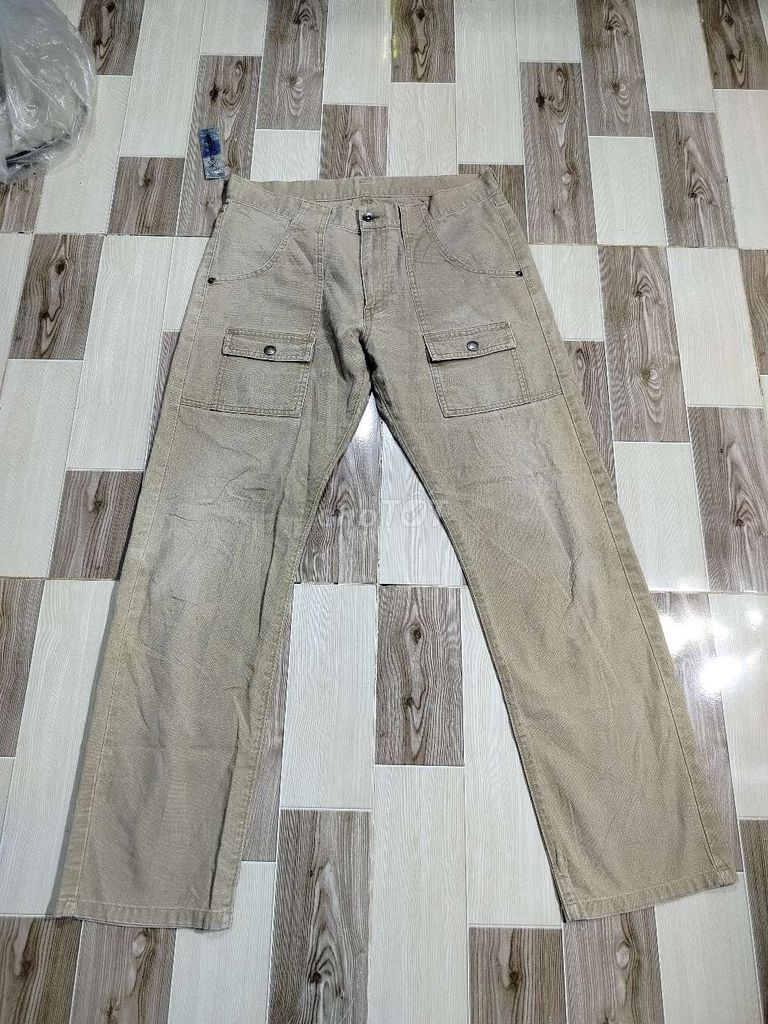 Eo 82 Uniqlo Nhật cotton canvans đanh mềm chắc. Mua bán Quần áo tại Quận Thốt Nốt Cần Thơ được đăng bởi Lê Úy Tá hình 1