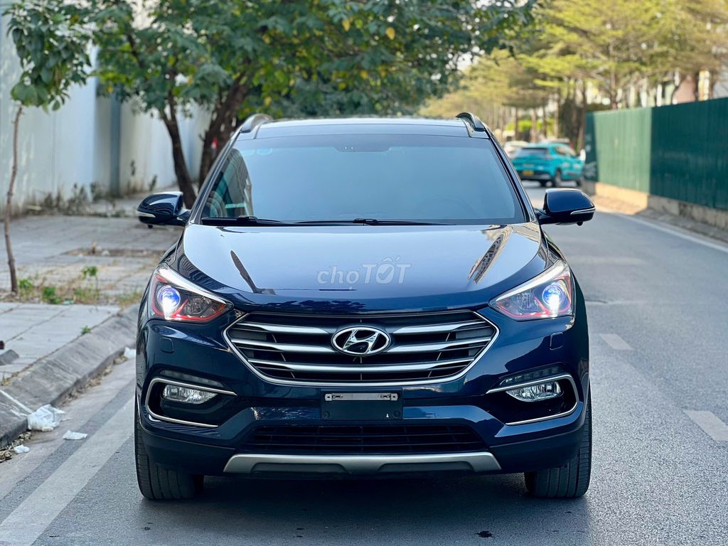 Hyundai Santa Fe 2017 2.4 AT 4 WD - 80000 km