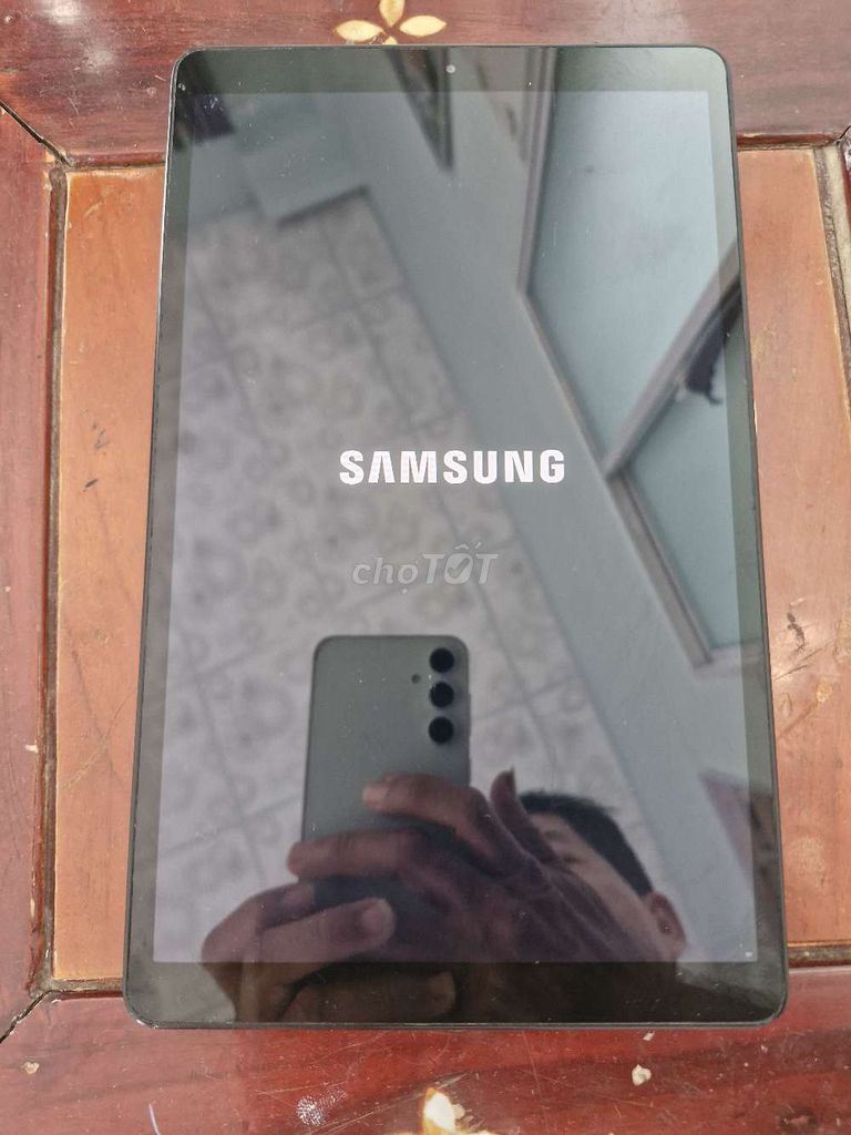 Samsung Galaxy Tab A Vàng Đã sử dụng. Mua bán Máy tính bảng tại Thị xã Phú Mỹ Bà Rịa - Vũng Tàu được đăng bởi Xuân long hình 1