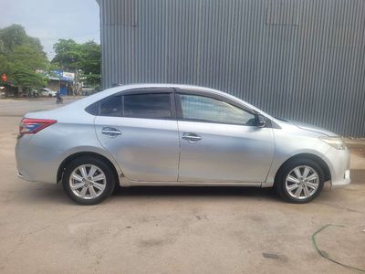 Toyota Vios E 2015 Bạc