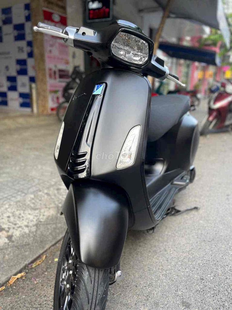 vespa đen dèn led xe máy rin êm chính chủ. Mua bán Xe máy tại Quận Thanh Khê Đà Nẵng được đăng bởi Long hình 3