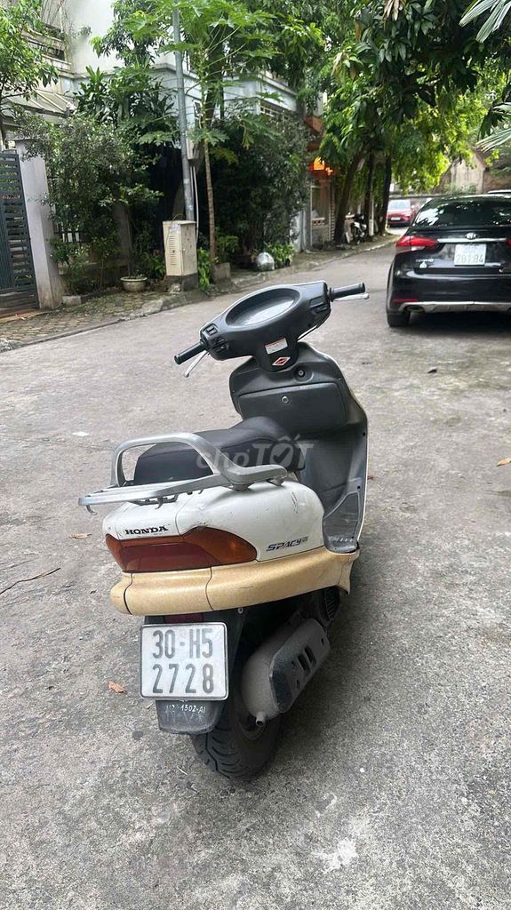 Xe zin nguyên bản. Mua bán Xe máy tại Quận Hai Bà Trưng Hà Nội được đăng bởi Phương Nguyễn hình 3