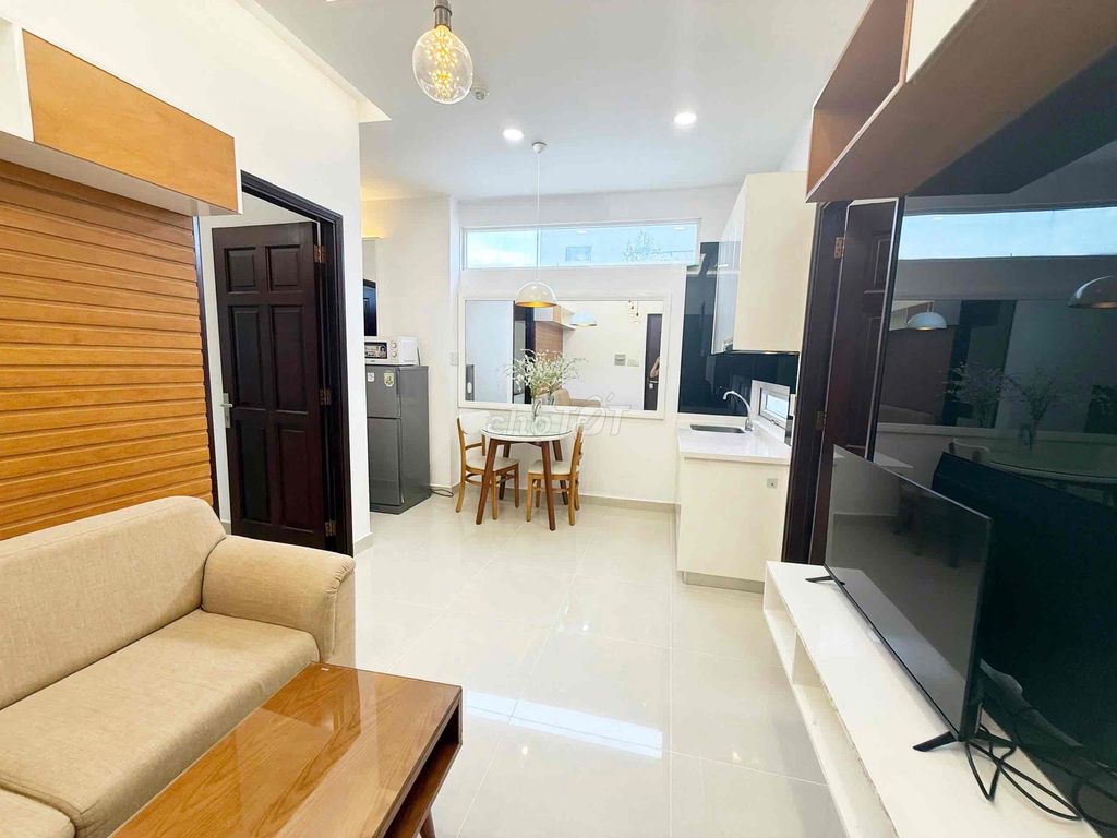 Căn Hộ 2 Phòng Ngủ Trung Tâm Quận 1