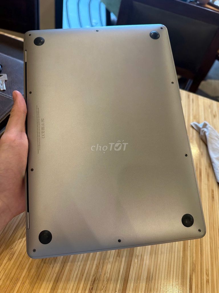 Apple MacBook Air 2019 8/128 Xám. Mua bán Laptop tại Quận Nam Từ Liêm Hà Nội được đăng bởi Hoàng Hưng hình 1