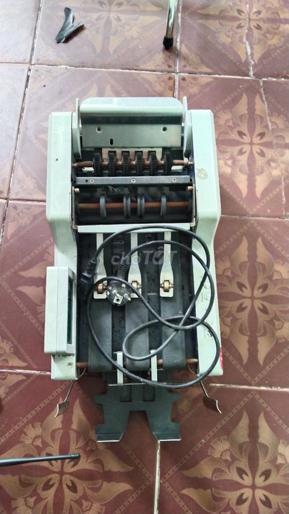 Máy đếm tiền Xám Còn mới. Mua bán Đồ dùng văn phòng tại Huyện Nhà Bè Tp Hồ Chí Minh được đăng bởi Văn Vũ  hình 1