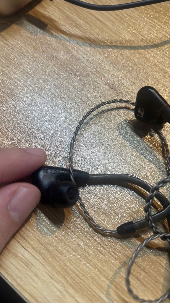 Tai nghe Sennheiser IE200 đã qua sử dụng có hộp. Mua bán Tivi, Âm thanh tại Quận Tân Bình Tp Hồ Chí Minh được đăng bởi Jonathan Phạm hình 1