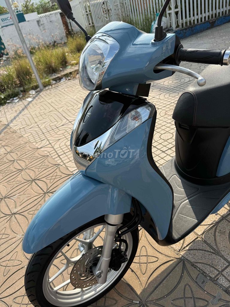 Sh mode 2014 màu hót.. Mua bán Xe máy tại Quận Ô Môn Cần Thơ được đăng bởi Trần Tùng hình 5