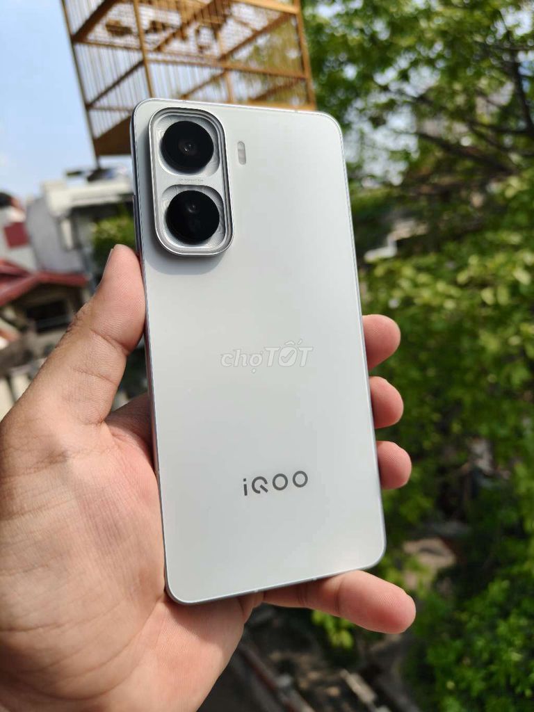 IQOO Neo 11 12/256 Fullbox . Mua bán Điện thoại tại Quận Ba Đình Hà Nội được đăng bởi Chẻ na phone giá tốt  hình 1