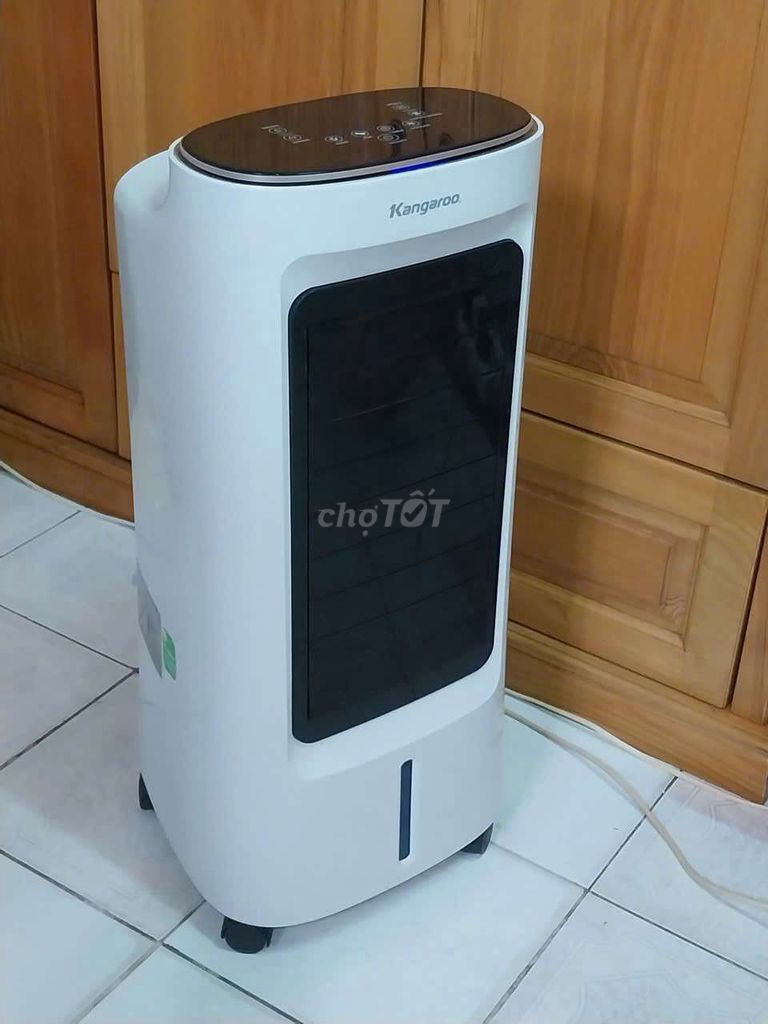 Quạt hơi nước Kangaroo Trắng. Mua bán Quạt tại Quận Gò Vấp Tp Hồ Chí Minh được đăng bởi Phương Trần hình 1