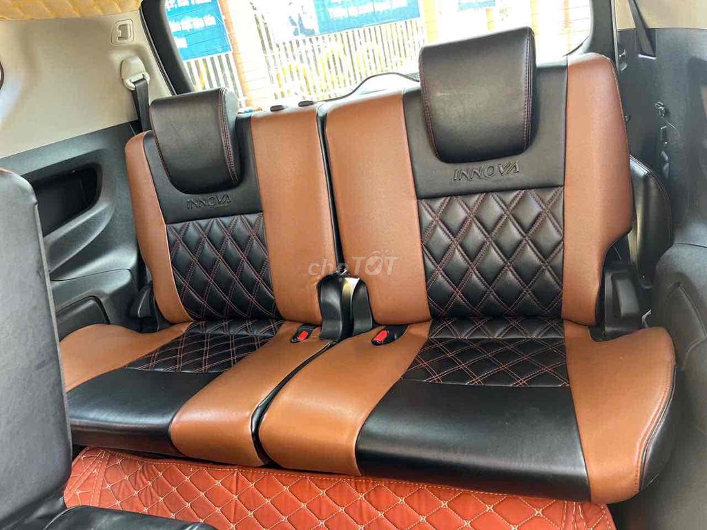 Toyota Innova 2017 2.0E Bạc. Mua bán Ô tô tại Quận Gò Vấp Tp Hồ Chí Minh được đăng bởi Nguyễn Nam Sang hình 8