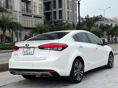 Kia Cerato 2017 1.6 sx 80000 km Trắng