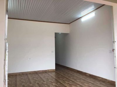 CHO THUÊ NGUYÊN CĂN MẶT TIỀN TRẦN HƯNG ĐẠO. Cho thuê nhà ở tại Thị Xã Buôn Hồ Đắk Lắk được đăng bởi Amy Vo
